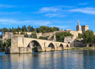 Khám phá Avignon – thành phố cổ yên bình & thơ mộng bậc nhất nước Pháp