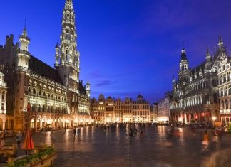 Chia sẻ kinh nghiệm khám phá thành phố Tournai khi du lịch Bỉ Chia sẻ kinh nghiệm khám phá thành phố Tournai khi du lịch Bỉ